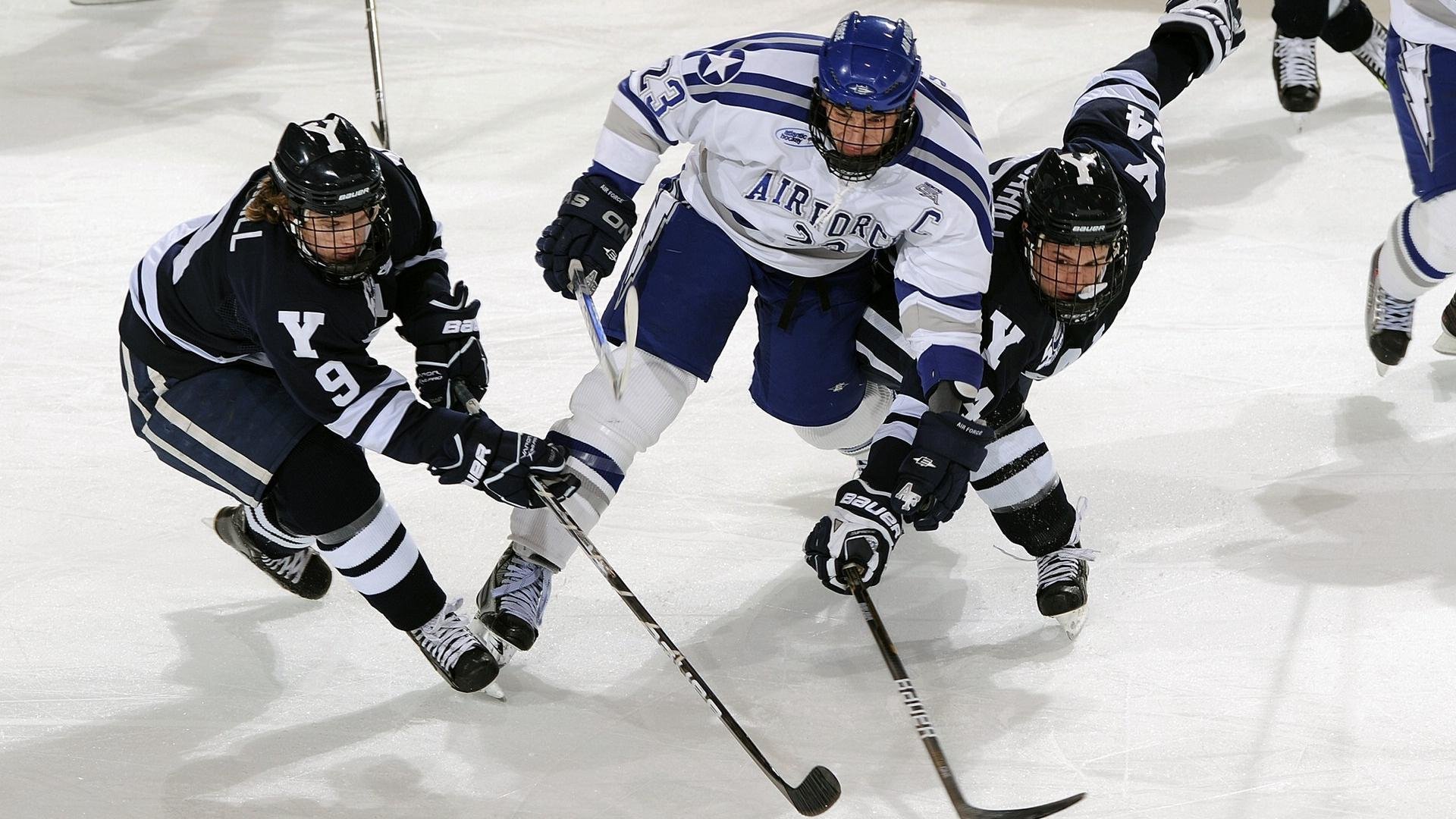 _全球极光滑雪：在光辉中驰骋_，全球极光胜地