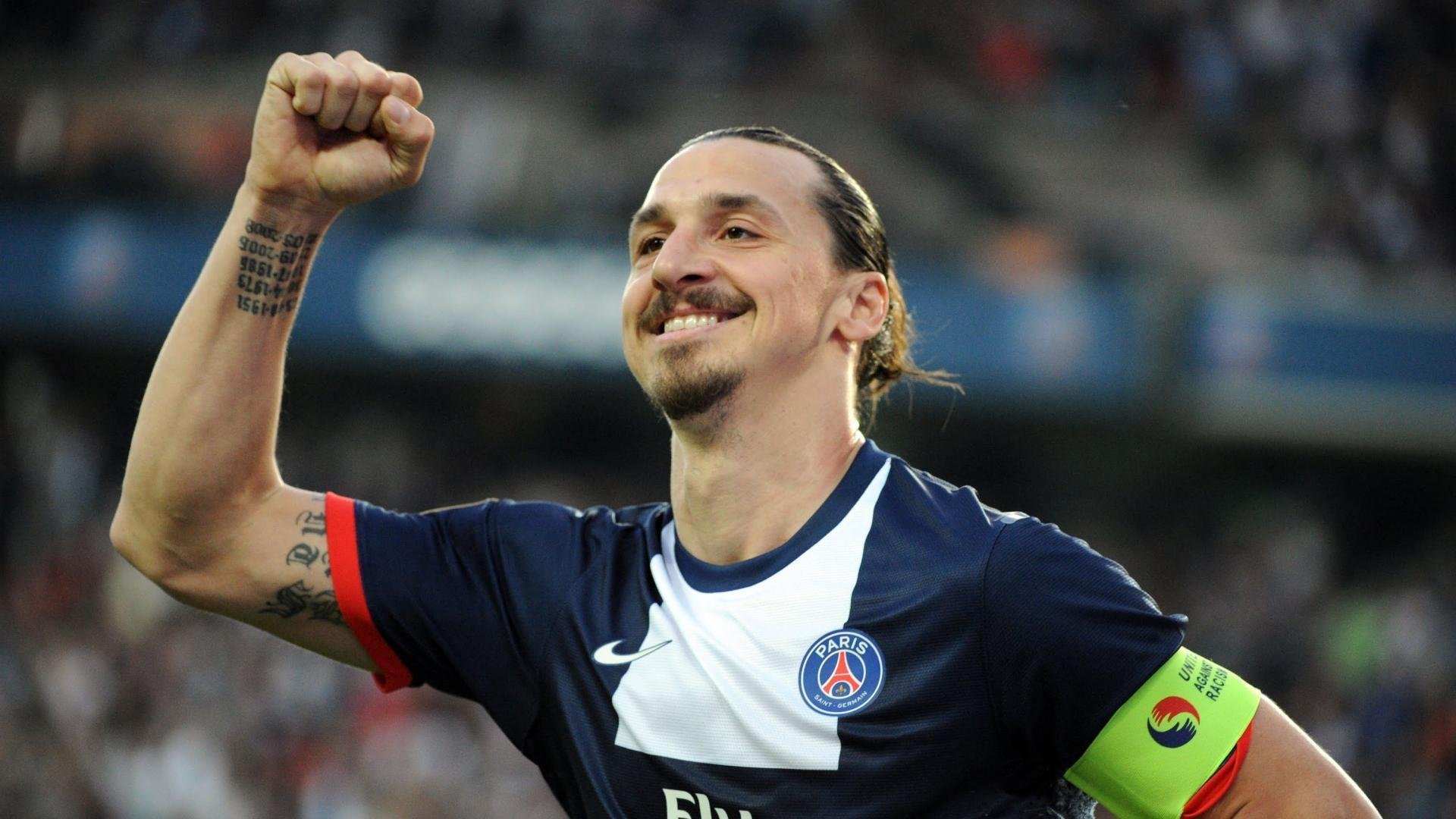 “足球+ VR”技术助力青训，开启未来训练新篇章，足球vr是啥东西